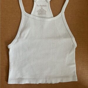 Ribbed white crop top